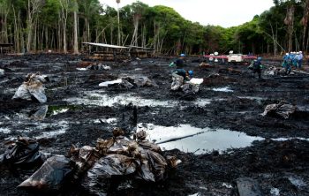 derrame de petróleo en la amazonía