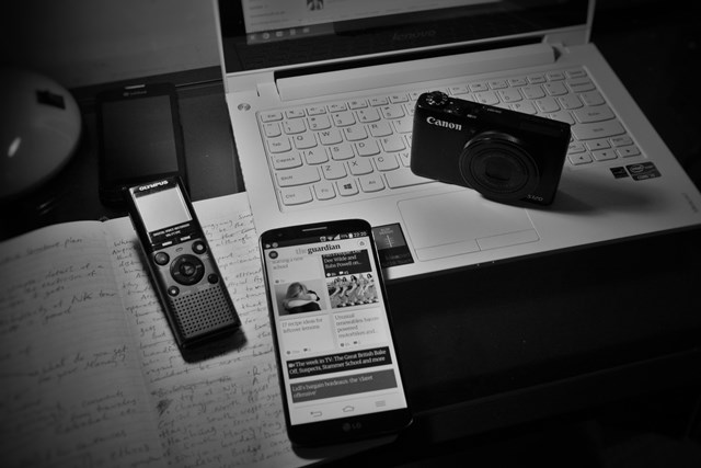 upn_blog_com_fac journalism_02 feb