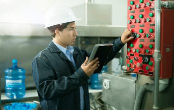 ingeniería industrial working adult