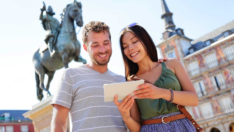 viajeros millennials negocios