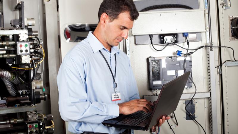 ingeniería industrial working adult