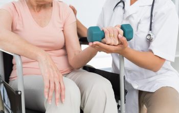 cómo ayuda fisioterapia en pacientes con alzheimer salud