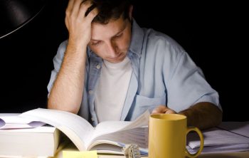 qué es mejor estudiar durante la madrugada o a primera hora del día