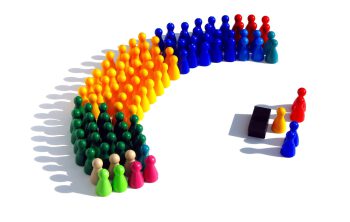 el ciudadano, su naturaleza política y la comunicación
