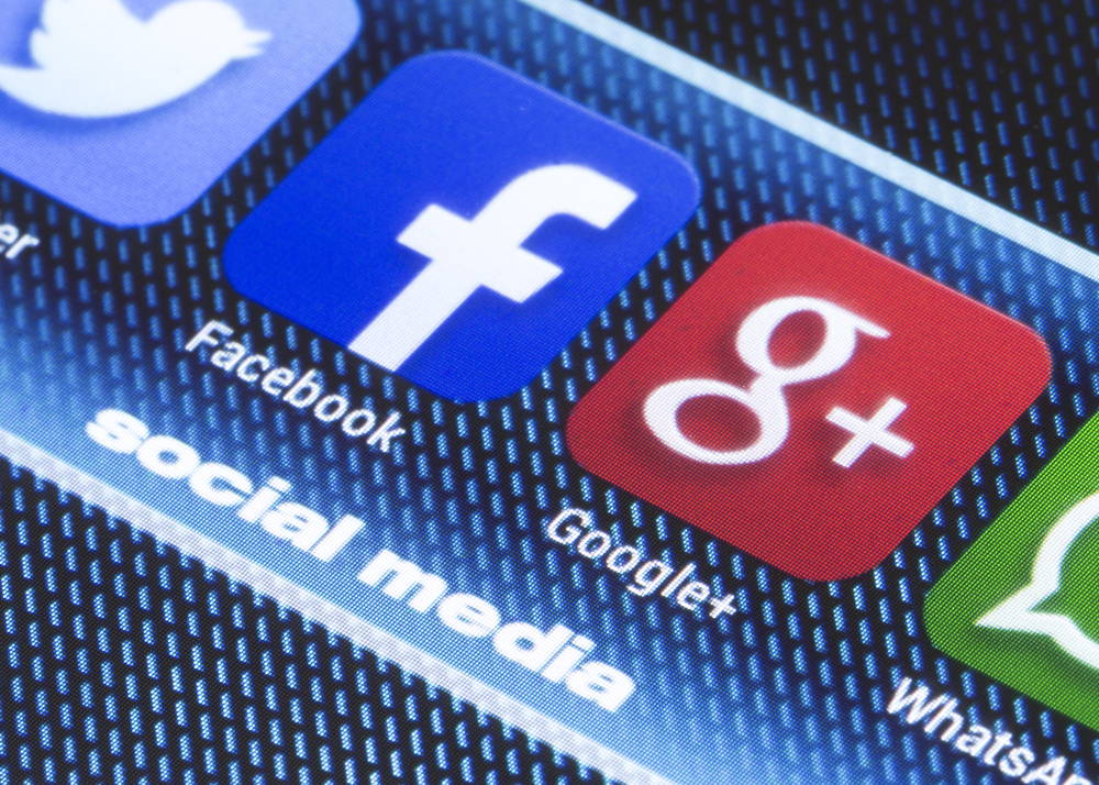 ¿cómo usar google y facebook para hacer tus trabajos grupales?