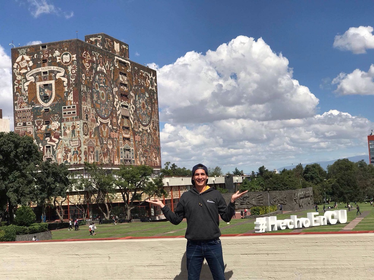 "es un privilegio conocer otras culturas y hacer amigos"