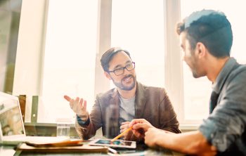 cinco carreras ideales para jóvenes emprendedores