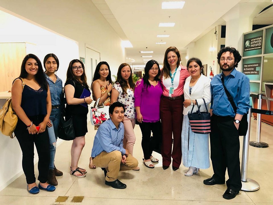 estudiantes y docentes de psicología realizan intercambio en Brasil