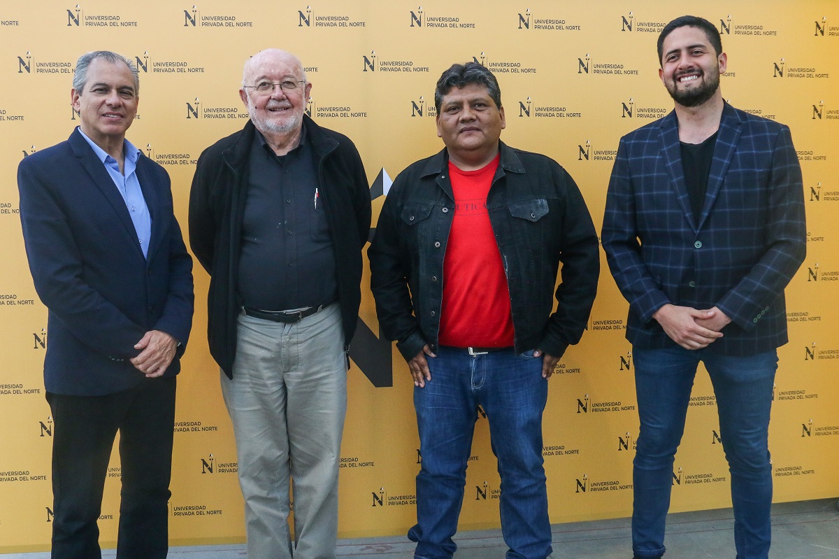 Expertos en arquitectura urbanística conversan con nuestros estudiantes