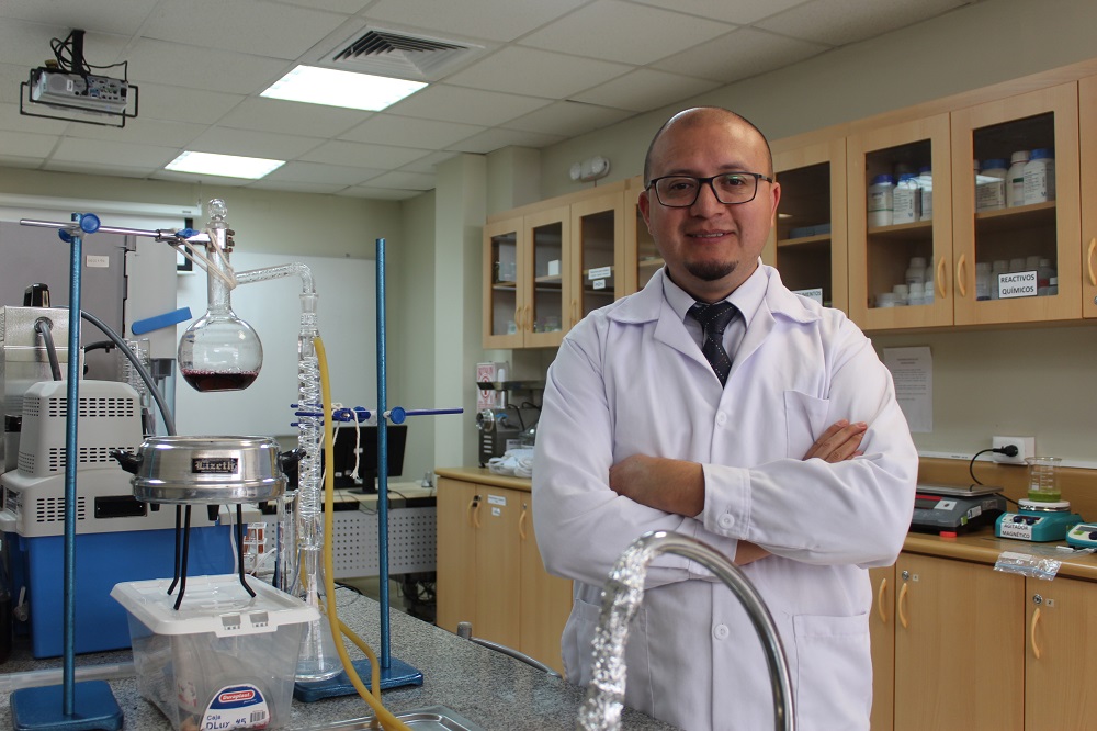 Propiedades antimicrobianas de la canela y el ajo