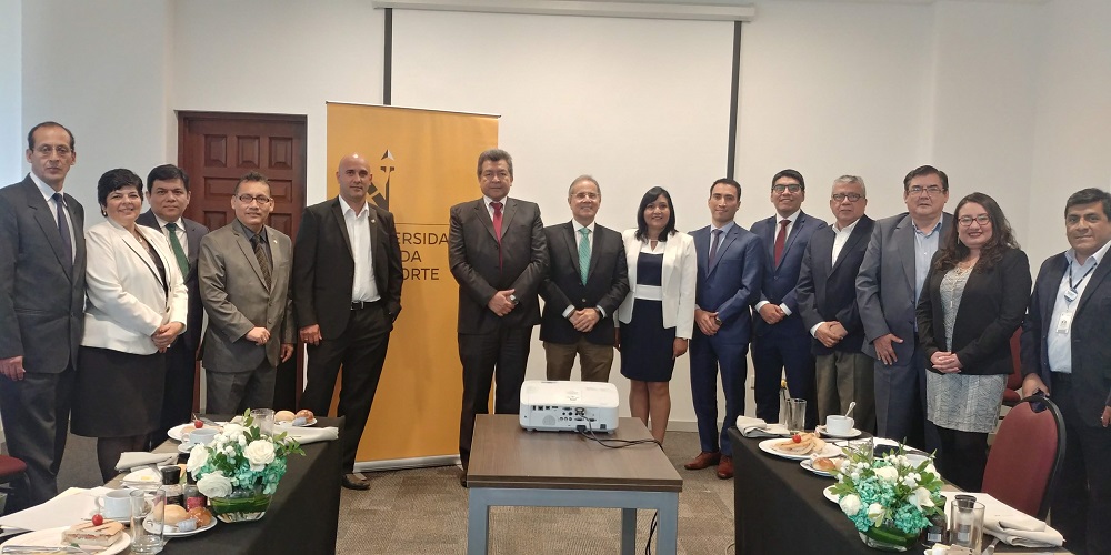 Facultad de Negocios obtiene importantes aportes en comités consultivos