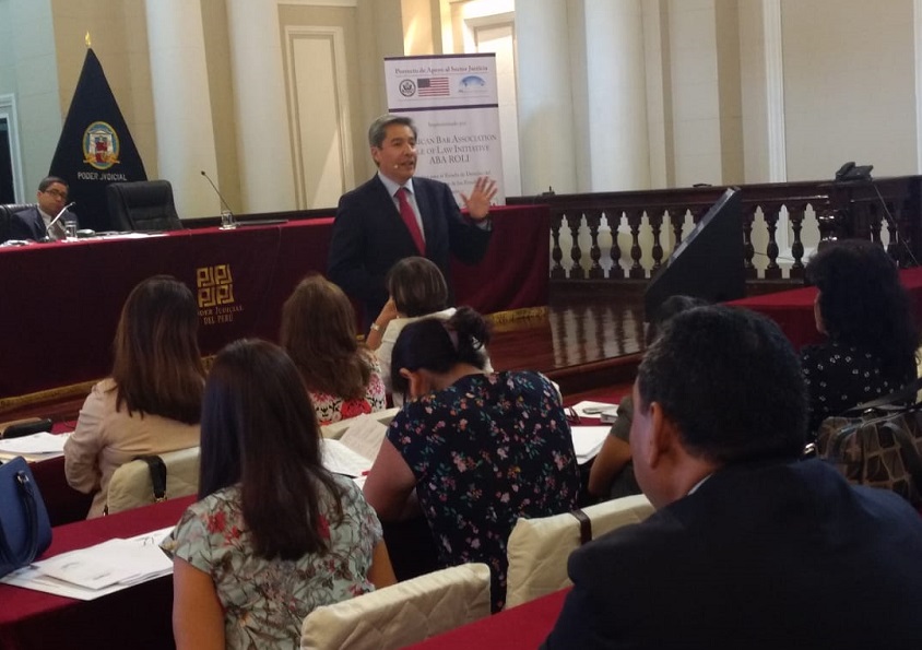 Docente UPN participó en taller especializado "Justicia Penal en el Perú"