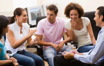 Felicidad en el trabajo: ¿por qué importa y como podemos alcanzarla?