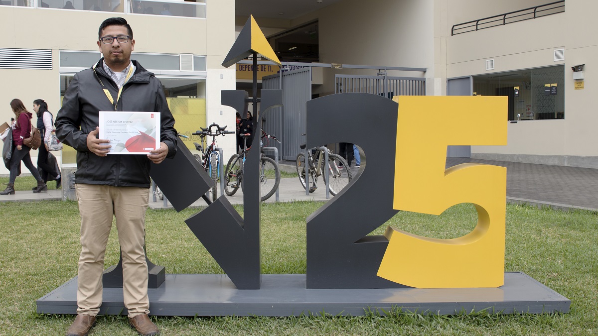 Docente UPN es el primer latinoamericano en obtener certificación Adobe