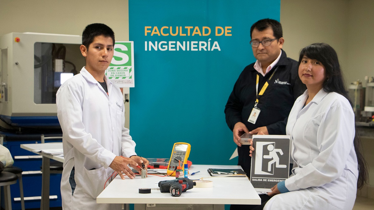 Docente UPN desarrolla innovador sistema de señalética para invidentes
