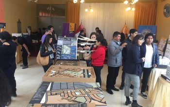 Muestra en Comas: nuestros estudiantes de Arquitectura presentan proyectos de vanguardia