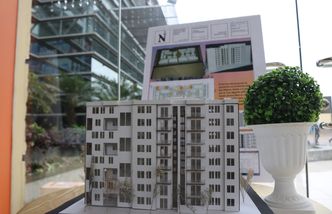 Muestra en Comas: nuestros estudiantes de Arquitectura presentan proyectos de vanguardia 
