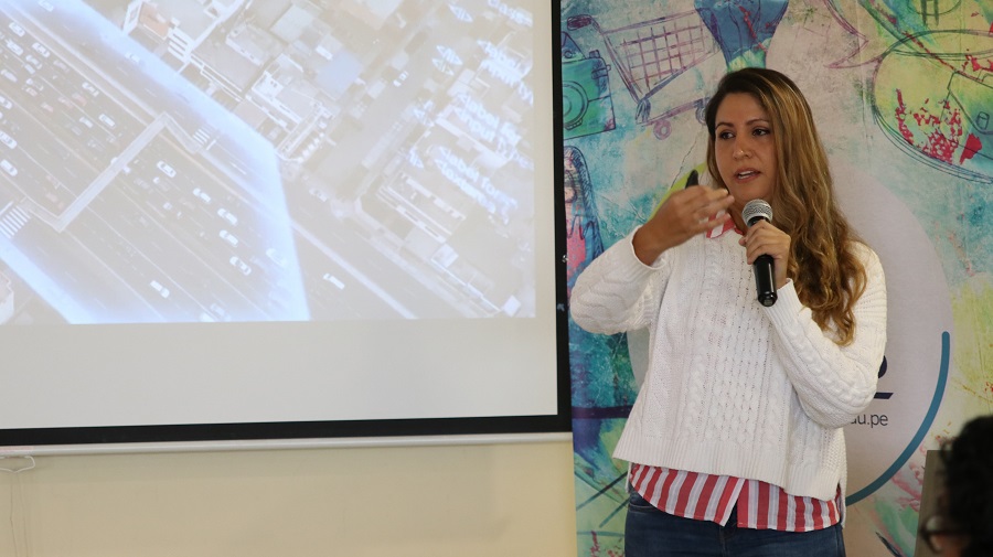Creatividad más investigación: destacadas publicistas comparten sus experiencia con nuestros estudiantes