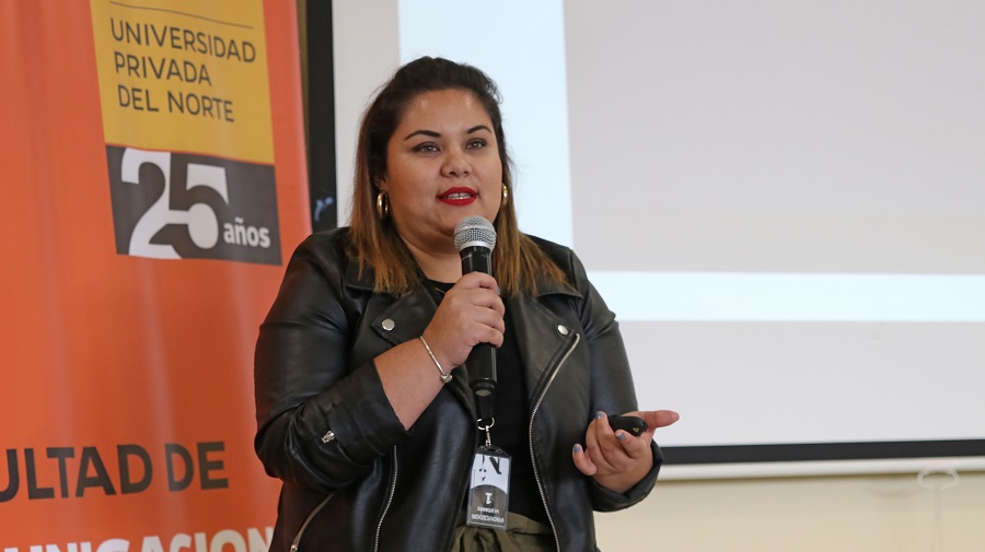 Creatividad más investigación: destacadas publicistas comparten sus experiencia con nuestros estudiantes