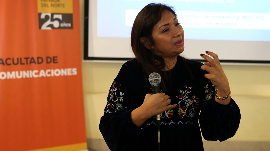 Creatividad más investigación: destacadas publicistas comparten sus experiencia con nuestros estudiantes