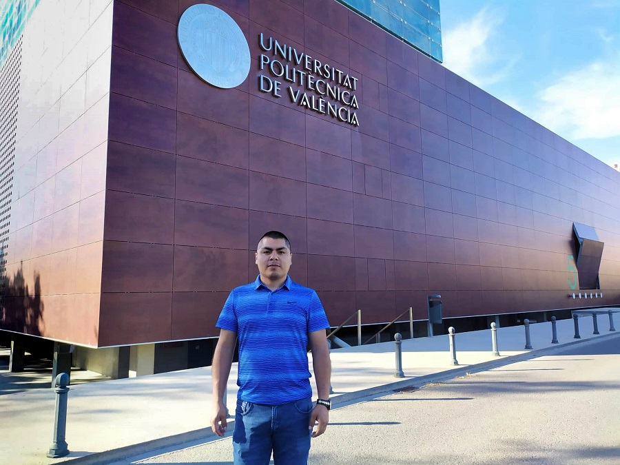 Egresado UPN obtuvo beca para realizar maestría en Ingeniería de Software en España