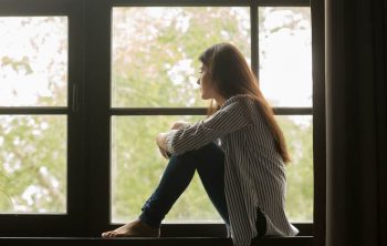 Algunas frases que realmente significan “me siento solo o sola”