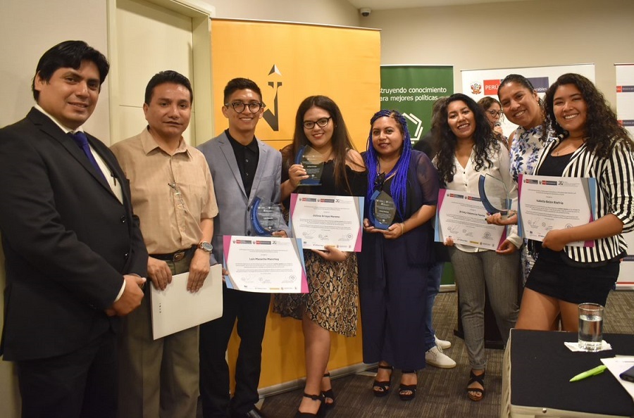 Estudiantes de UPN ganan el primer lugar del VI Concurso de Periodismo CIES