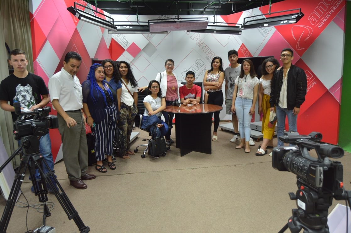 ¡Pasantía de portada! Nuestros estudiantes conocieron El Comercio, Andina y El Peruano