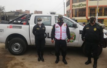 policía