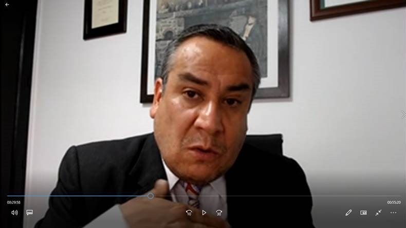 gustavo adrianzén